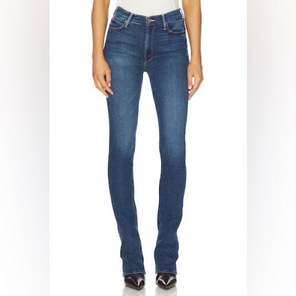 ⭐️ MOTHER High Waisted Runaway Jeans in
Start Your Engines 30 - Picture 4 of 15